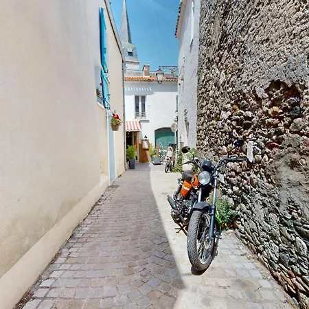 Hauban - Charme Et Authenticite Au Vieux Port *